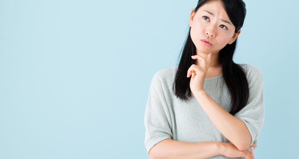 困る女性